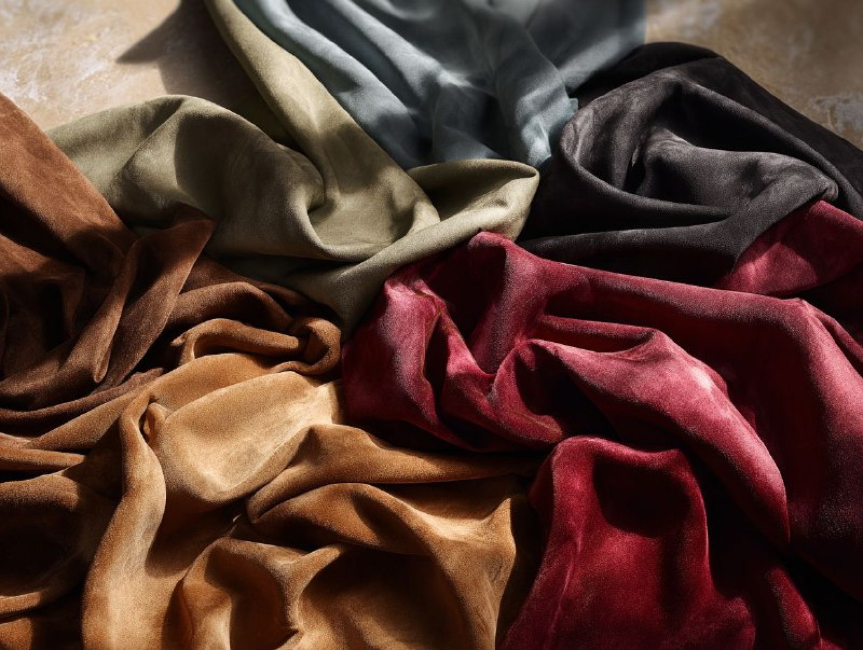 Пошив одежды оптовыми партиями в Краснодаре